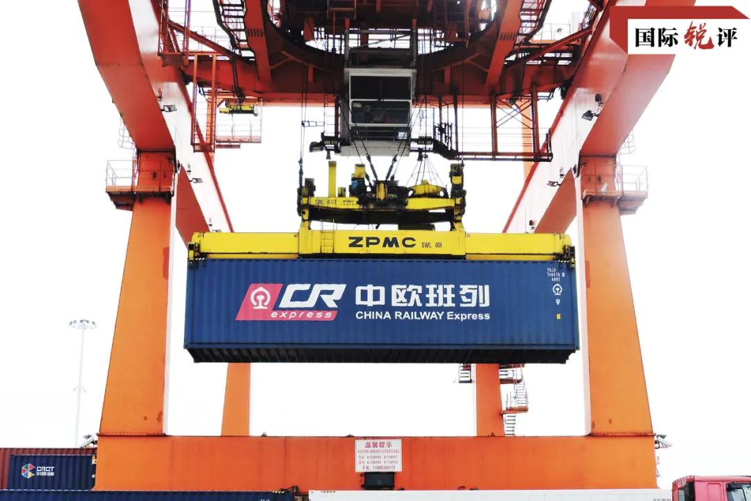 تعليق: الصين المنفتحة تقدم قوة دافعة لتعزيز انتعاش الاقتصاد العالمي_fororder_微信图片_20201227141428