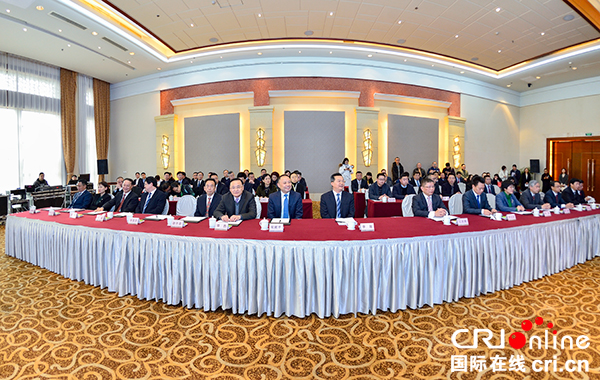 图片默认标题_fororder_4自贡市政府与四川轻化工大学签订《合作共建四川轻化工大学东部校区协议》现场（摄影-廖志全）