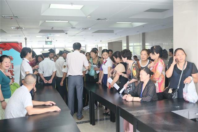 湖北省老年大学1000多个学位被抢光