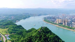 法媒：中国首部流域法律出台 让长江保护有法可依（视频）