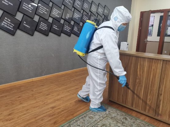 成都墨尔文学校加强防疫防控 静待春暖花开