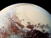 彩色照片呈現“驚艷”冥王星：色彩豐富地形多樣