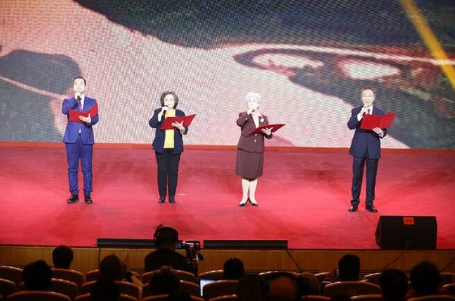 祝人民放送事業80周年　CMGが朗読会開催＝北京_fororder_2