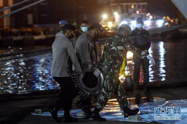 दुर्घटनाग्रस्त विमान के ब्लैक बॉक्स का स्थान मिला दुर्घटनाग्रस्त विमान के ब्लैक बॉक्स का स्थान मिला_fororder_jing-1