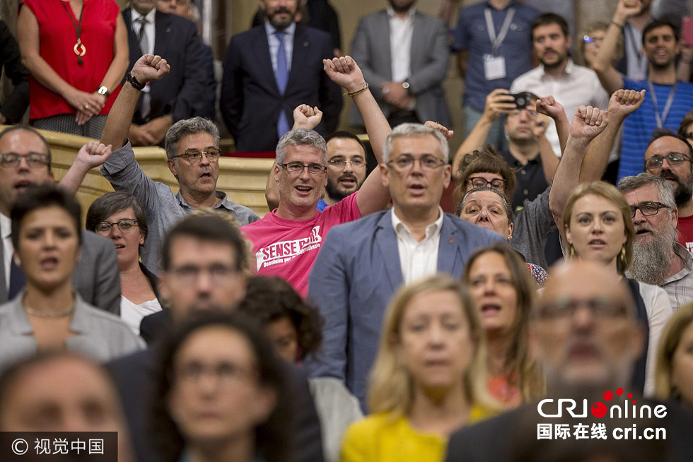 加泰罗尼亚议会通过法案 将在10月1日举行独立