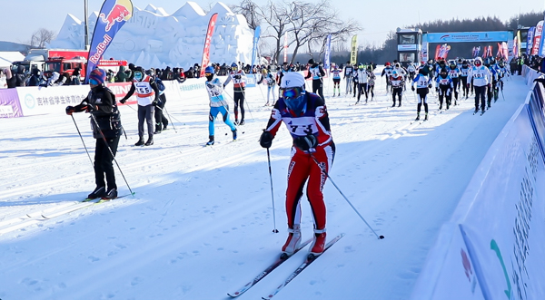 長春、ヴァーサロペット国際スキー祭開幕_fororder_22