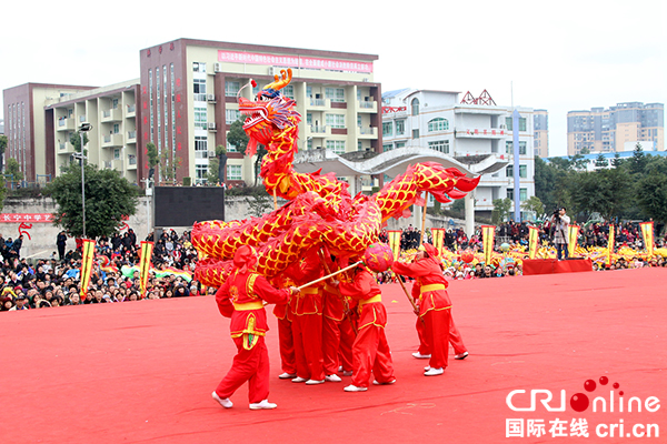 图片默认标题_fororder_舞龙比赛现场--（摄影-高学兵）