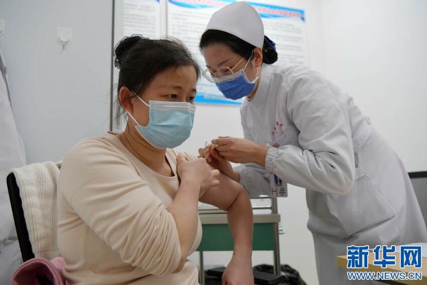 Jangan Biarkan Virus Hoax Pengaruhi Kepercayaan Masyarakat terhadap Vaksin Jangan Biarkan Virus Hoax Pengaruhi Kepercayaan Masyarakat terhadap Vaksin_fororder_hoax8