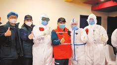 河南省援冀医疗队投入石家庄疫情防控医疗转运任务