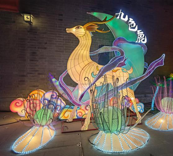 เมืองหลานโจวประดับโคมไฟสวยงามรับปีใหม่_fororder_lanzhou3