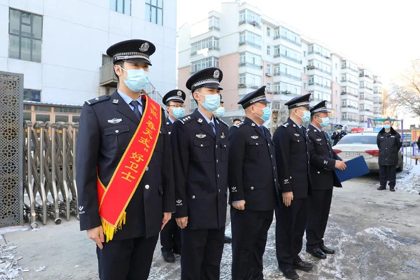 “春天警务室”有了接班人