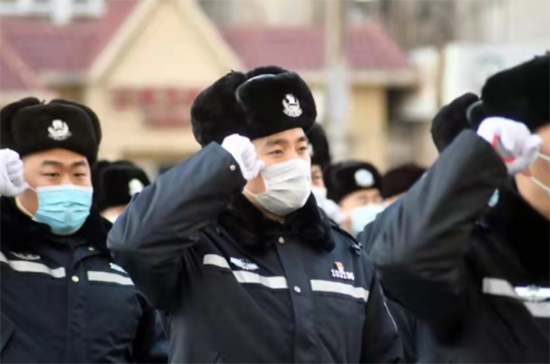 （有修改）（加急，今天警察节发）【B】沈阳市公安局举行警旗升旗仪式 庆祝首个“中国人民警察节”