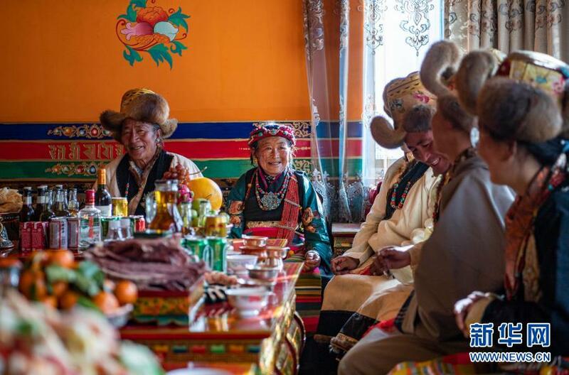 Mazauna birnin Shigatse na murna shiga sabuwar shekara bisa kalandar gargajiyarsu_fororder_1126983739_16106233555201n