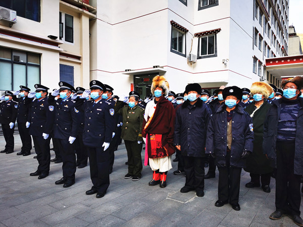 甘孜州丹巴县开展首个“中国人民警察节”庆祝活动_fororder_3、活动现场-摄影-余璐