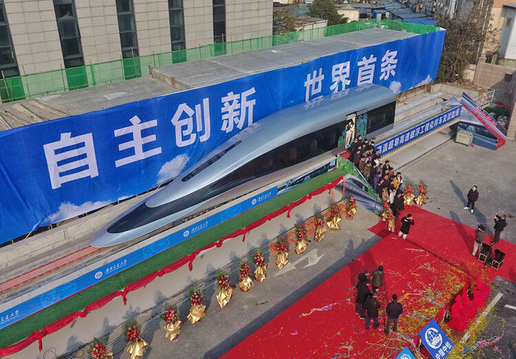 (转载)权威访谈丨四川省委书记彭清华谈培育新的动力源