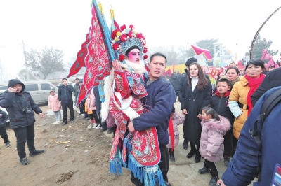 【中原文化-图片】华北最大“中国式狂欢节”引千万网友欢聚