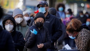 美国累计确诊超2327万例 死亡超38.8万例