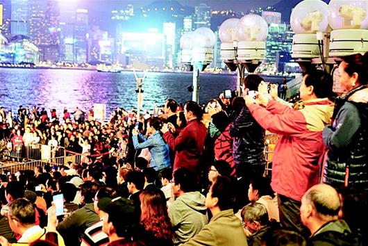 湖北在香港举办“元宵彩灯会”