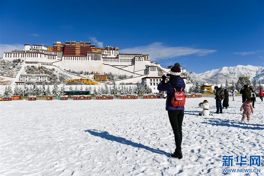 “冬游西藏”助推 西藏年接待游客首破3000万人次