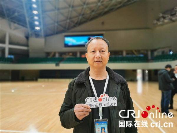 （有修改）陕西汉中：市民健身正忙   “十四运”赛场“整装待发”