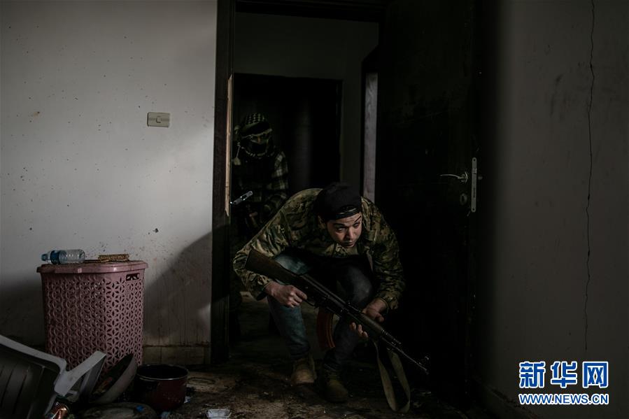 「新华网」利比亚战事持续