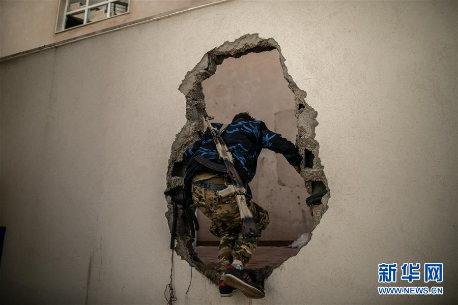 「新华网」利比亚战事持续