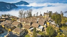 古朴村落 云上人家