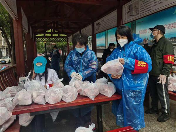 (有修改)【湖北】湖北省档案馆下沉女党员:我们这样度过“三八”妇女节