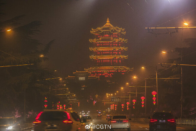 赤いちょうちんで春節をお迎え_fororder_1-1