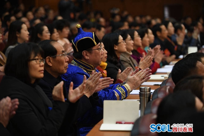 （导航成都，2019两会专题-最新报道）四川省政协十二届一次会议以来提案办复率98.88%