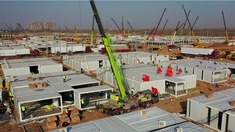 河北石家庄：黄庄公寓隔离场所集成房屋拼装完成