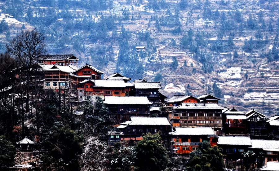 贵州西江千户苗寨：雪景迷人（组图）