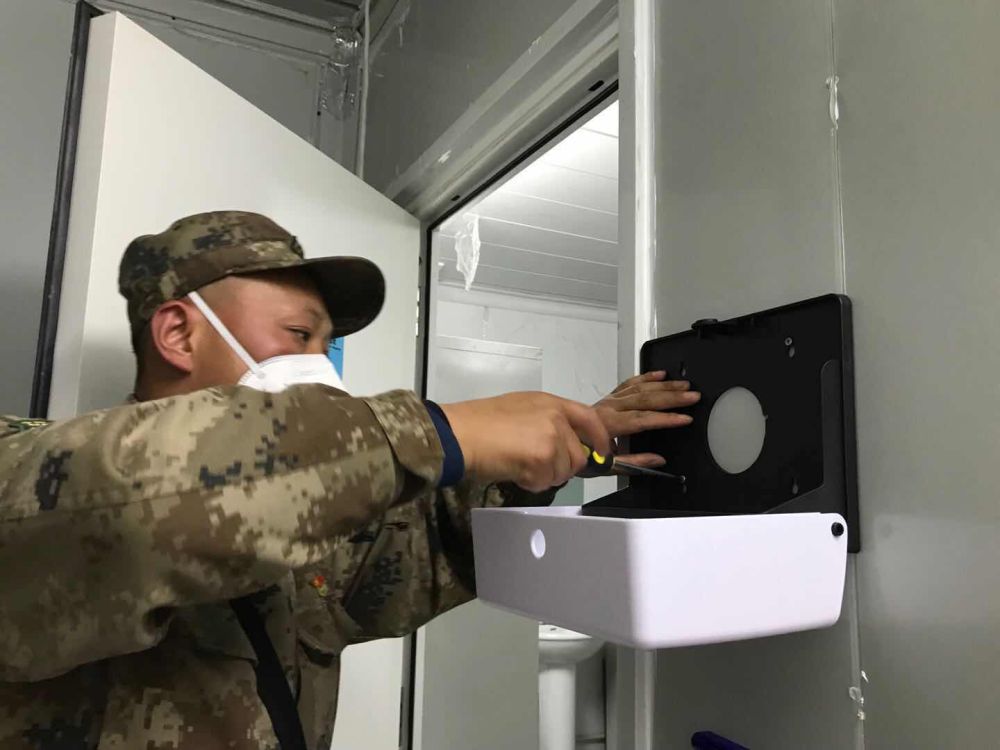 新华社■武汉24小时