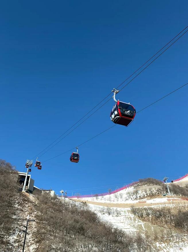 今年初の国内視察、習近平総書記が冬季五輪競技場を訪問_fororder_G6