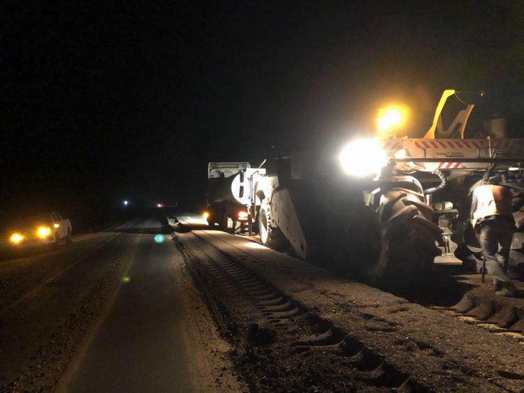 中企承建的玻利维亚圣特公路部分路段完成路面铺设