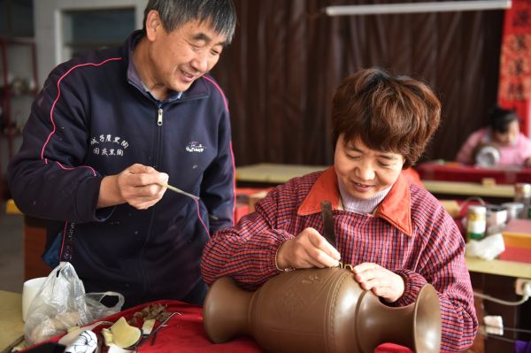 寻找济南文化符号——张国庆的蛋壳黑陶