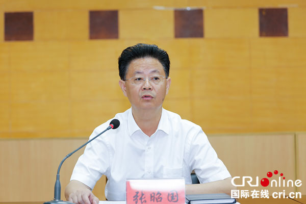 图片默认标题_fororder_大安区委书记张昭国讲话