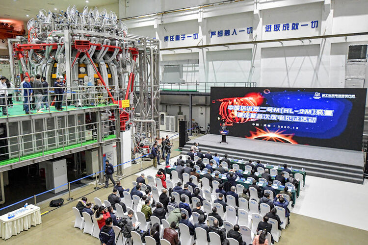 (转载)权威访谈丨四川省委书记彭清华谈培育新的动力源