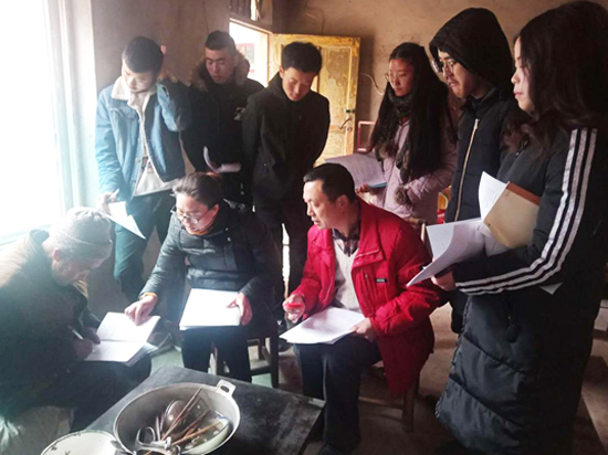 图片默认标题_fororder_1、社会实践政策宣传活动现场