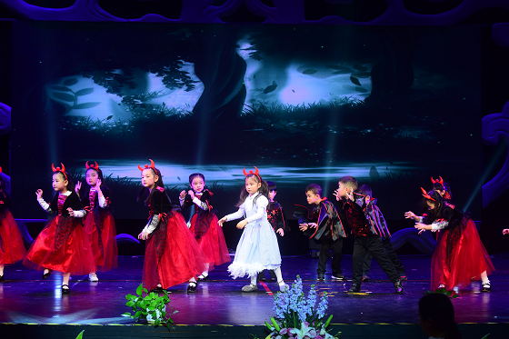 云景梧桐培知幼儿园英语童话音乐剧《绿野仙踪》成功举办 云景梧桐培知幼儿园英语童话音乐剧《绿野仙踪》成功举办