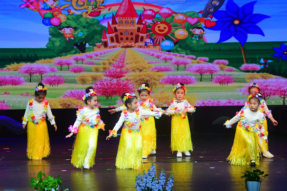 云景梧桐培知幼儿园英语童话音乐剧《绿野仙踪》成功举办 云景梧桐培知幼儿园英语童话音乐剧《绿野仙踪》成功举办