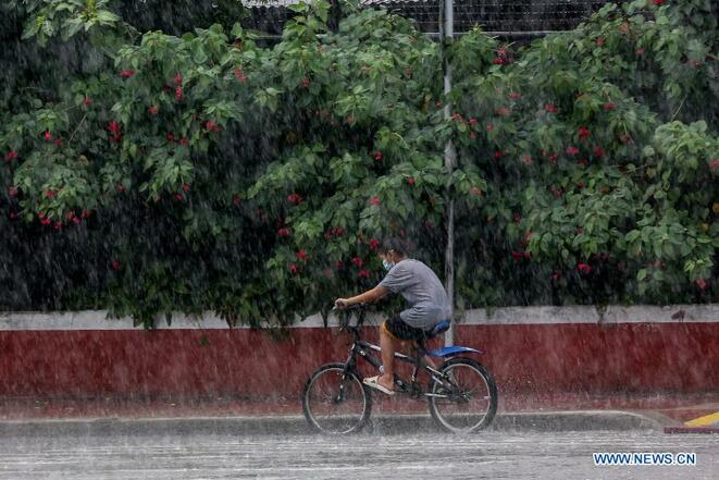 Malakas na ulan sa Manila, Pilipinas_fororder_01