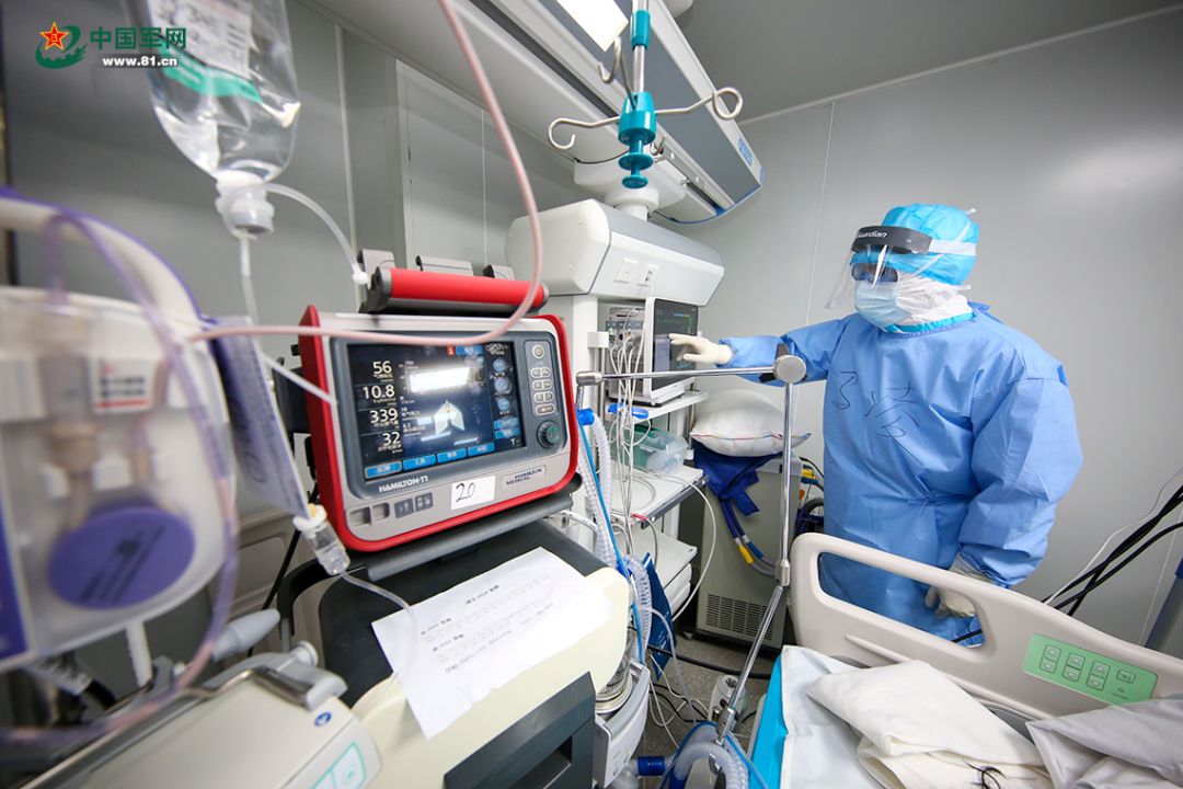 中国军网：一线抗疫群英谱｜马凌：为了你的安危，前进前进前进