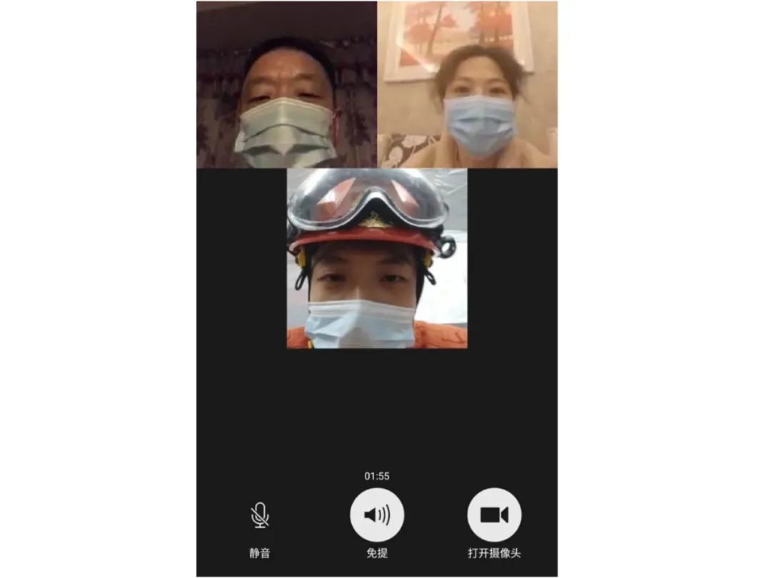 国际在线@“三种”守护色“战疫”一家人