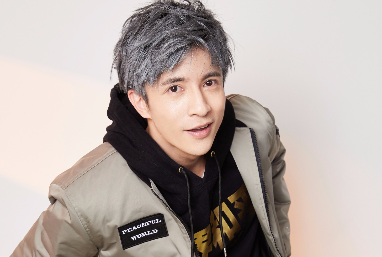 风波又起?骗财骗色后,薛之谦又被曝曾与多人约