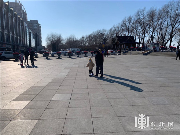哈尔滨道里区风险等级调整至低风险地区后 记者走访中央大街