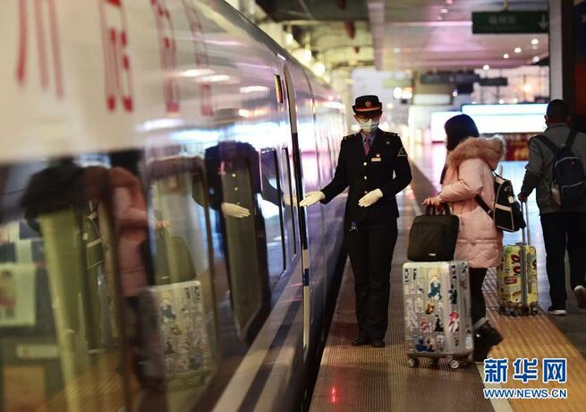 2021年旧正月の春運がスタート 交通部門が感染症予防・抑制を強化_fororder_C