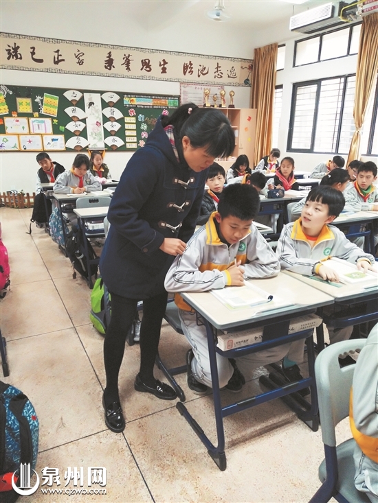 【泉州】【移动版】【Chinanews带图】晋江12所小学推行课后延时服务