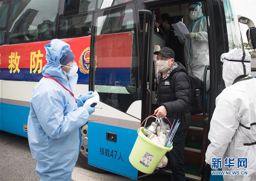 新华网：武汉：踏上回家路