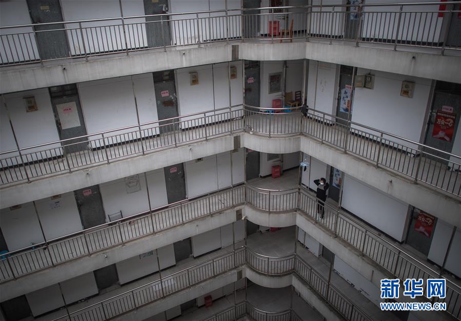 新华网：武汉：踏上回家路